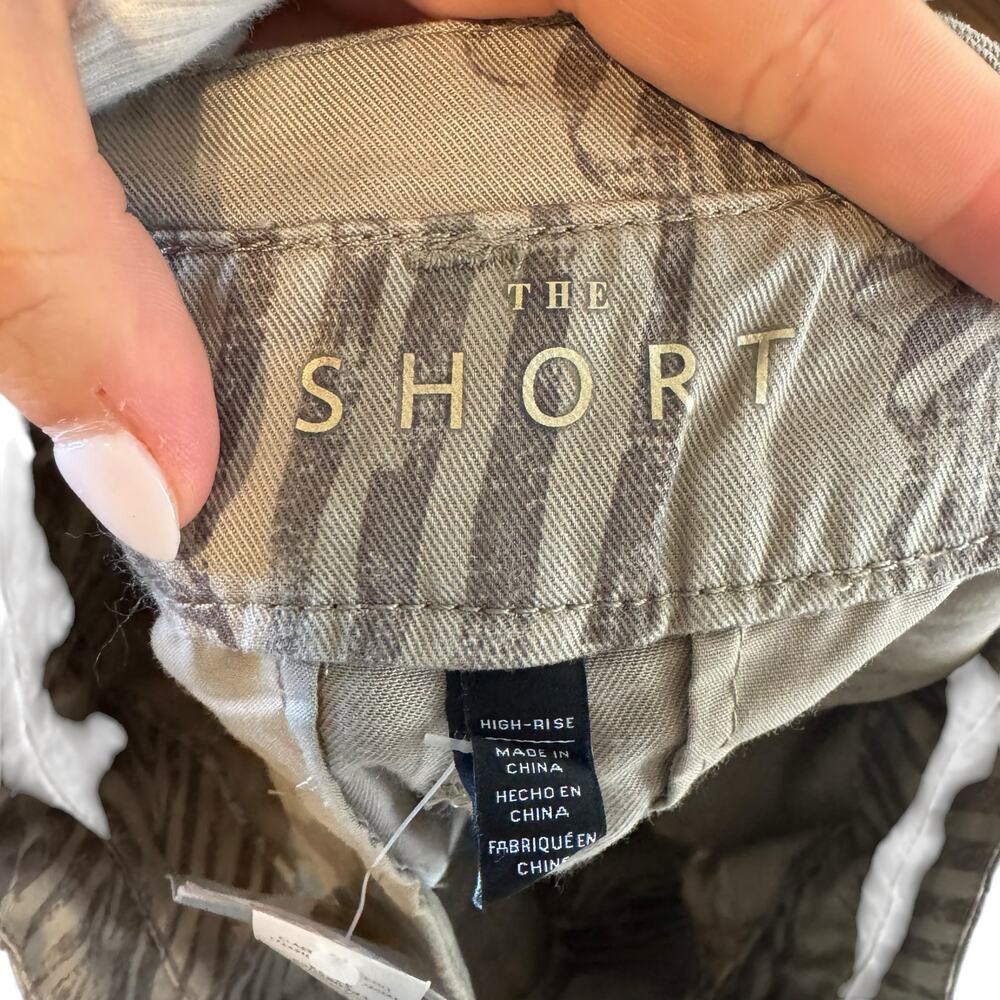 White House Black Market NWT WHBM Taupe Terrain Morel Palm Leaf Tropical Shorts - Picture 8 of 10